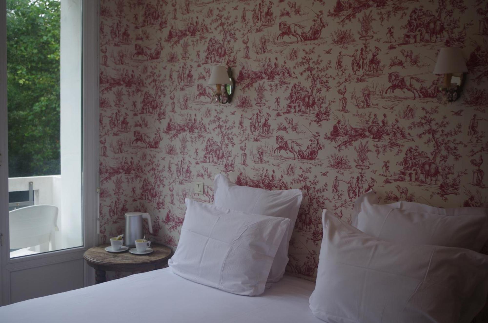 Hotel Richelieu Calais Exteriör bild