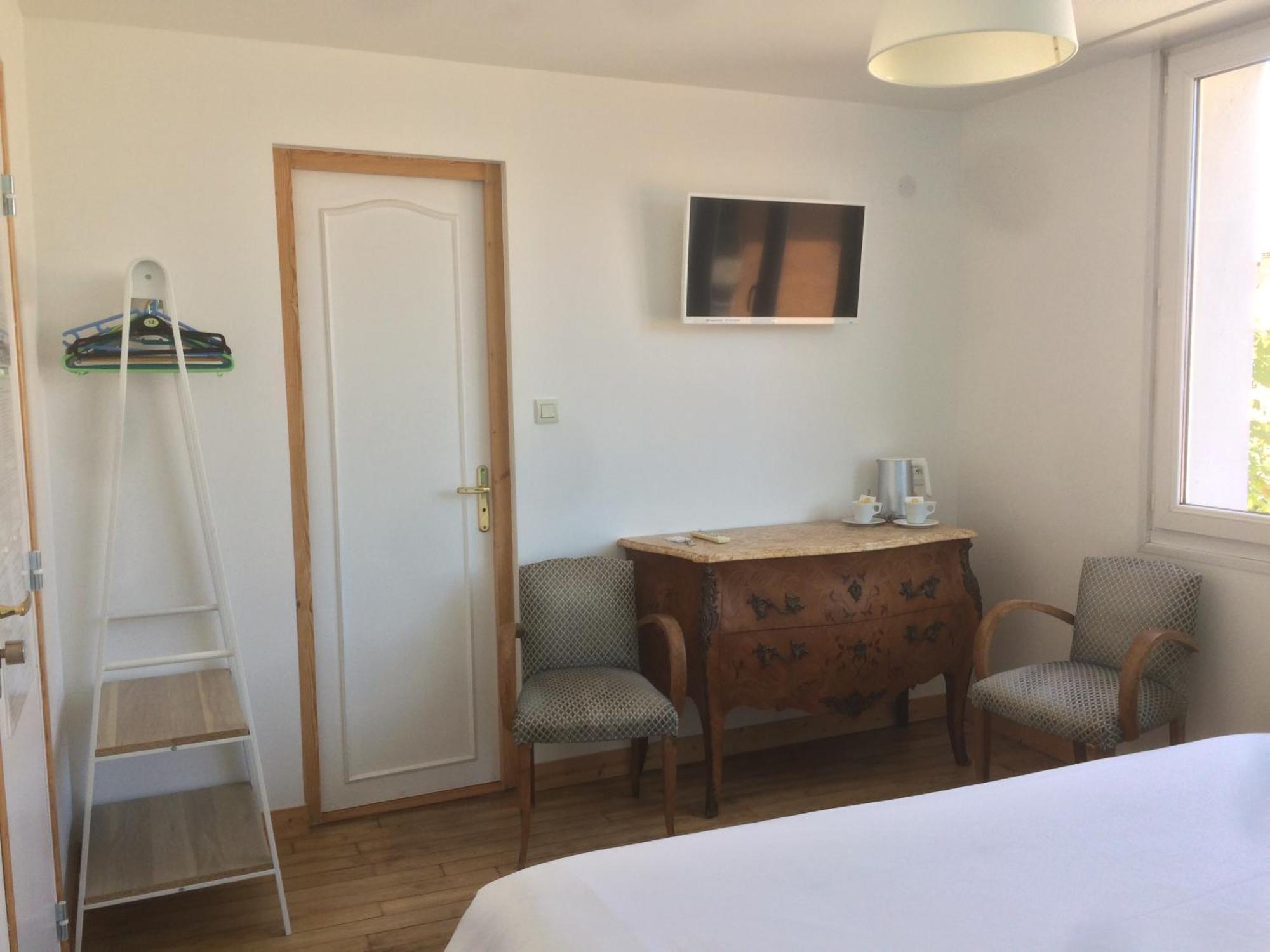 Hotel Richelieu Calais Exteriör bild