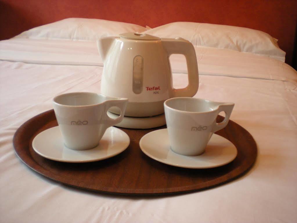 Hotel Richelieu Calais Exteriör bild